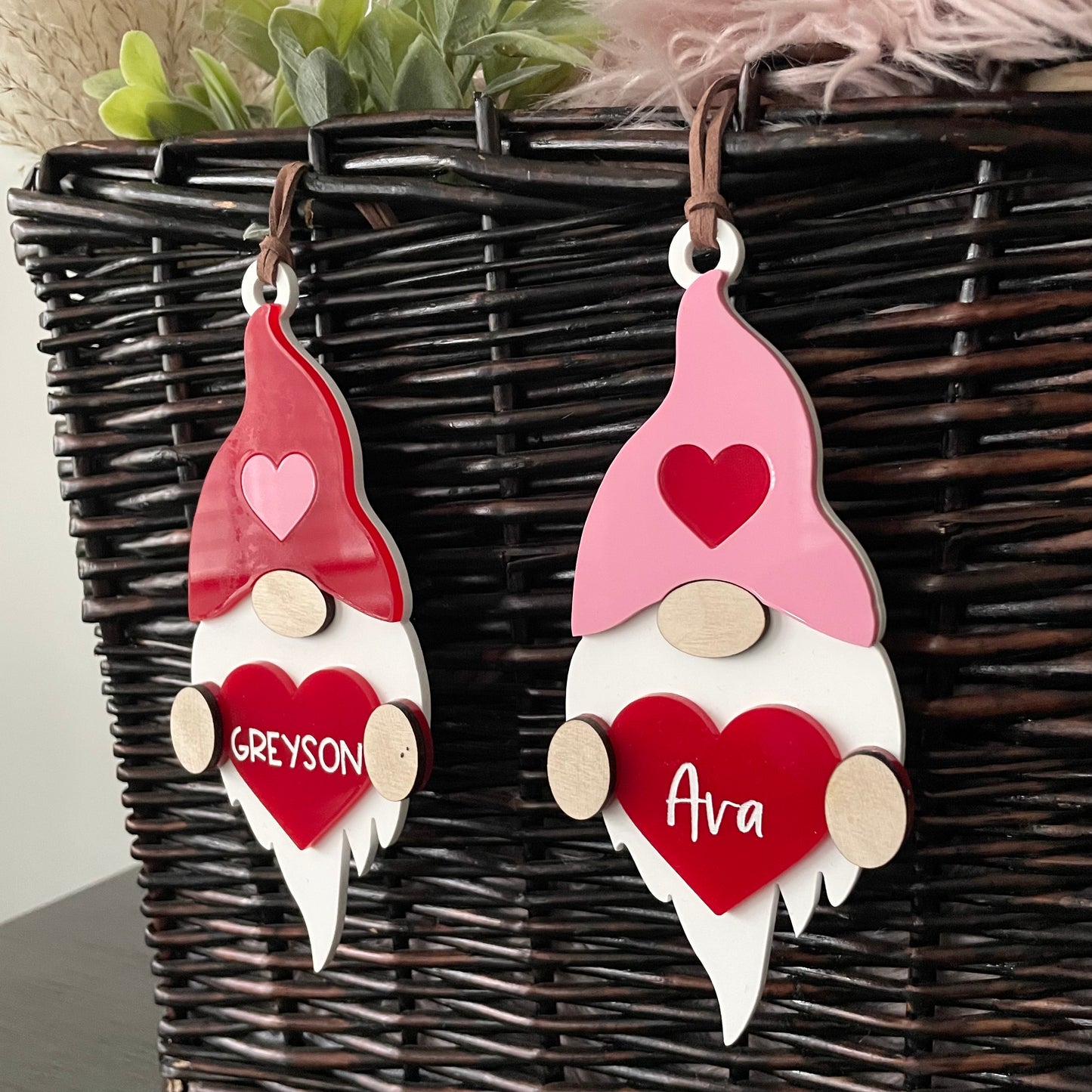 Love Gnome Valentine Tag