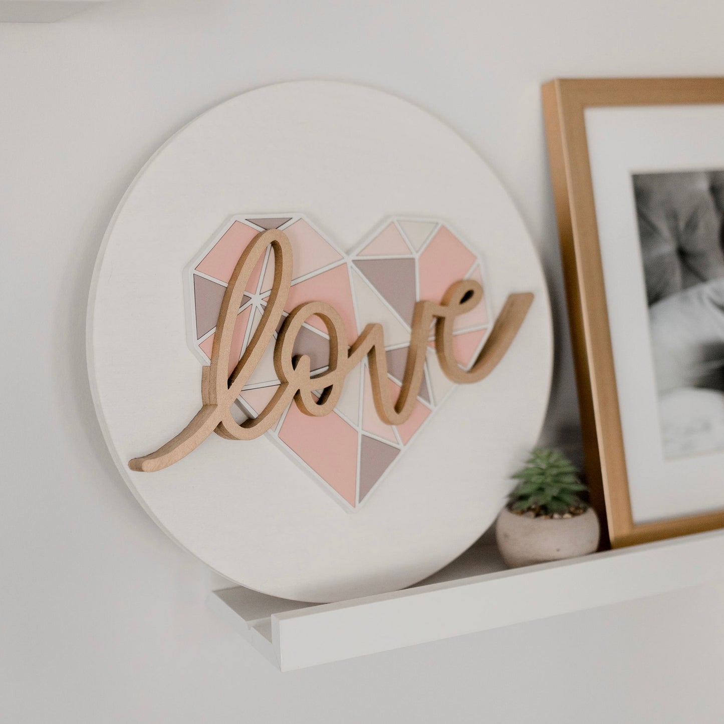 Love you to Pieces Round Sign