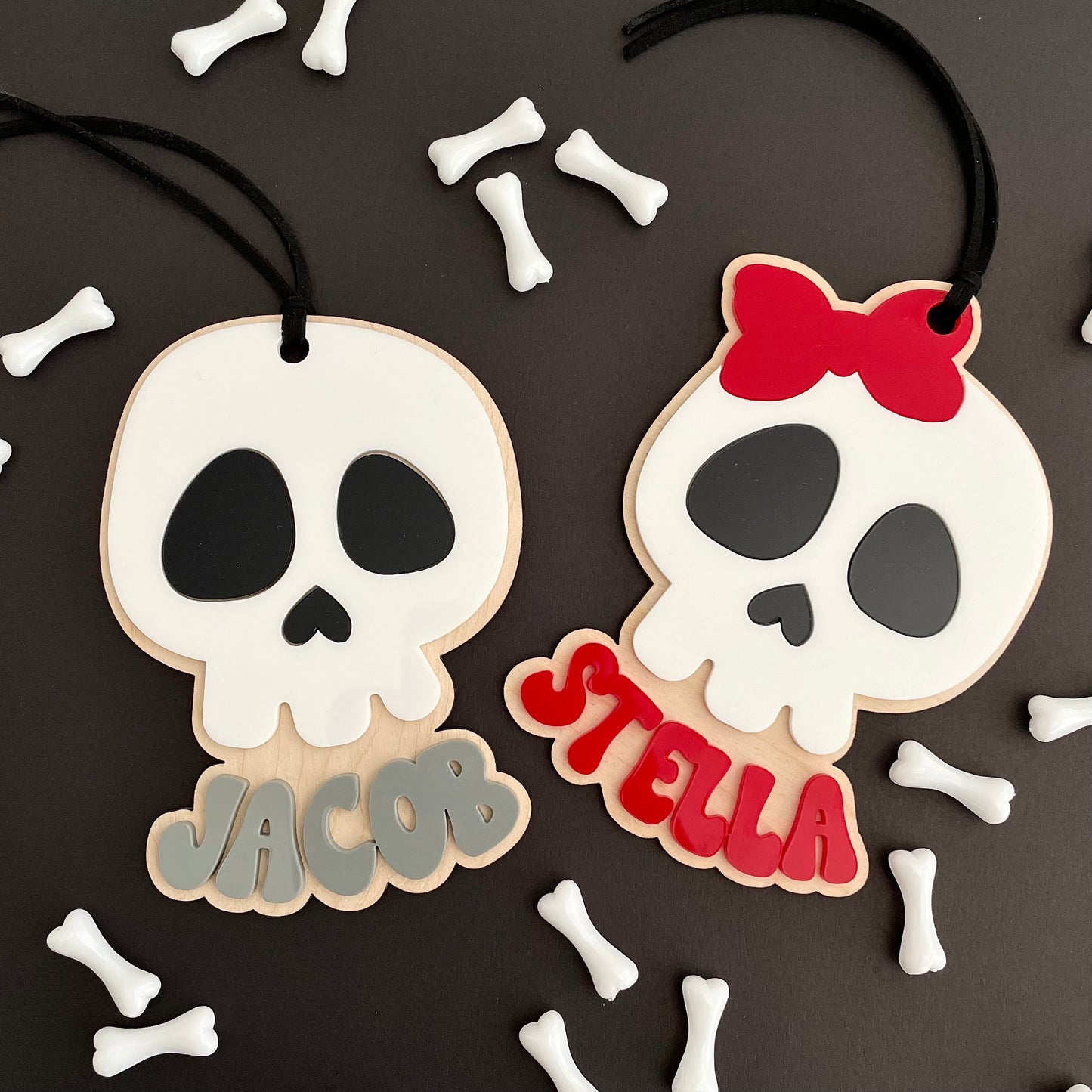 Skelly Skull - Halloween Tag