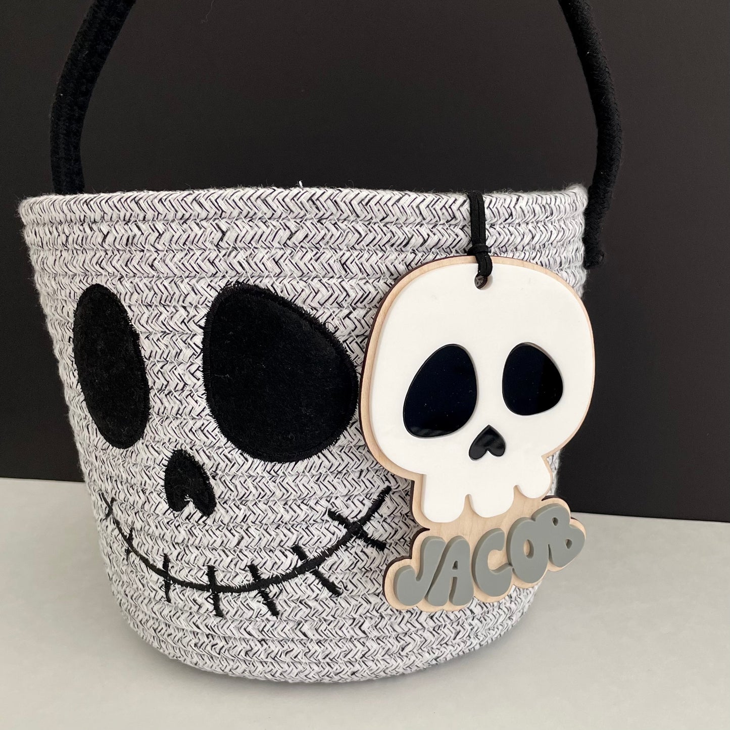 Skelly Skull - Halloween Tag