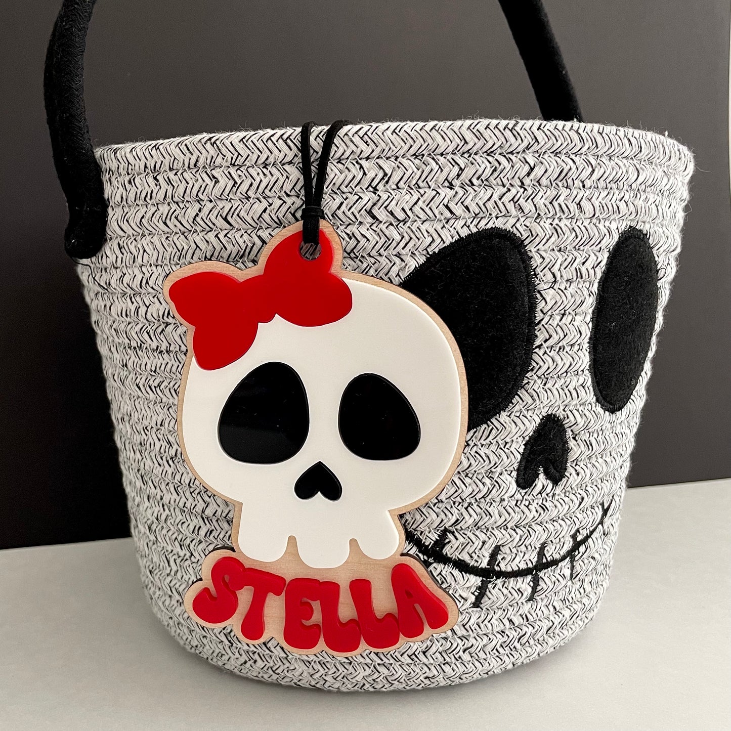 Skelly Skull - Halloween Tag