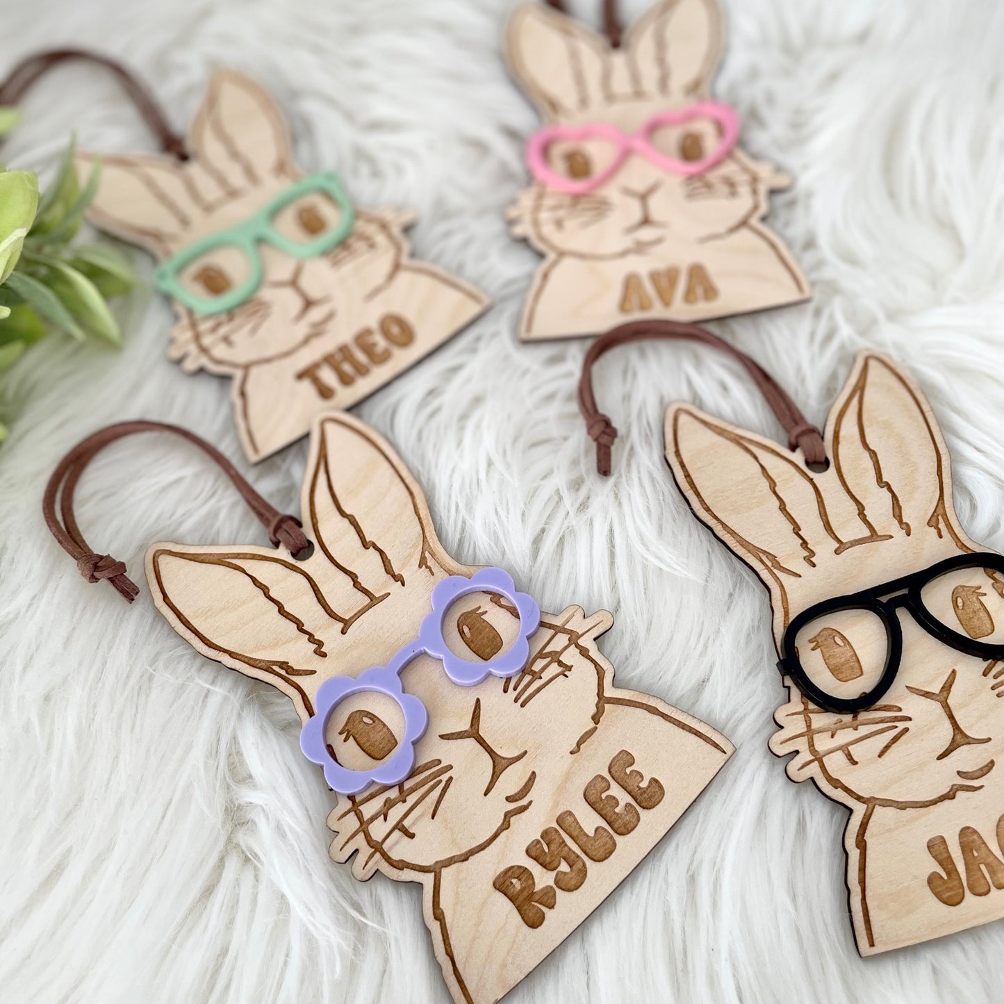 SPRING BUNNY w. GLASSES - EASTER TAG